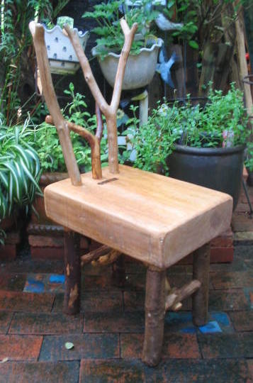 ディスプレー椅子　流木の造形を活かしたナチュラルでワイルドなオーガニック家具